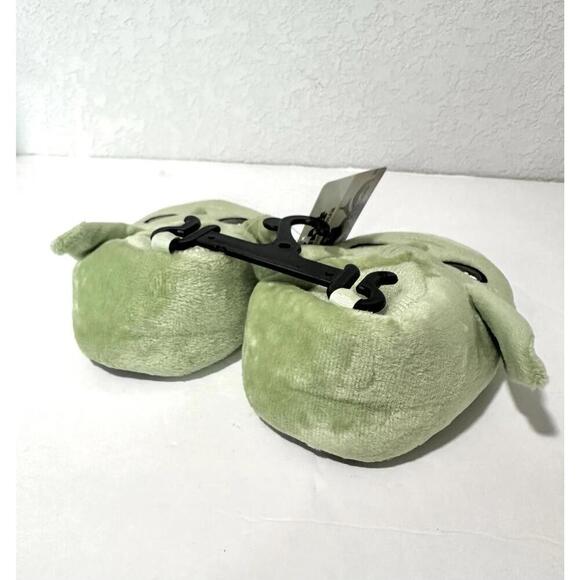 Disney Star Wars Baby Grogu/Yoda Green Slippers Size L 9-10 The Mandalorian New - Picture 4 of 6